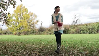 mylene 36 Inch Red Balloon Popping Outdoor