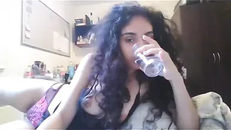 cutelittlearabgirl chaturbate cute slut masturbates with a vibrator