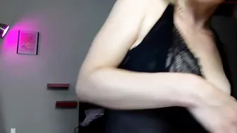 peachbite chaturbate dark haired passion shows underwear