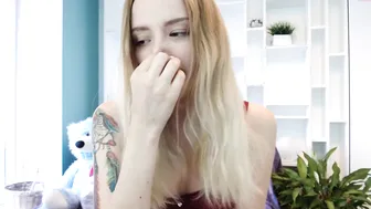 fumari014 chaturbate lustful bitch gently masturbates cunt