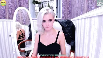 alexis_coy chaturbate beautiful bitch is banging with sex machine