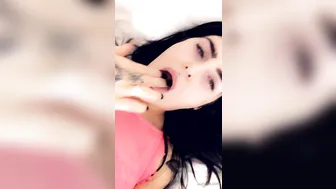 lucyloe 21.04.2020 33463159 Do you wanna taste me