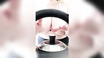 courtesananna 15.05.2020 Morning topless tea and pearls