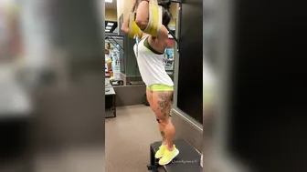 queenkarma69 Abs and glutes for the win Lol figured you guys might like the w