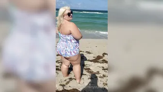 tiffanystarbbw 11.08.2020 Stripping down