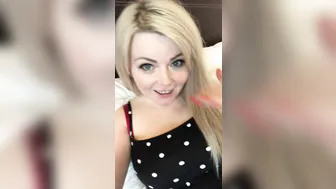 teendreamxo 18.04.2018 Video playing in my cute polka dot dress