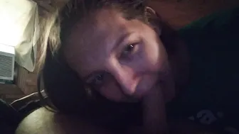 sadieholmes 08.09.2018 Me being silly sucking my cuckys cock earlier hehe