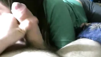 italiandds  Fucks her pussy hole with her fingers