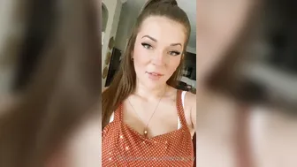 calliemurphy 23.09.2020  5 Question What s the craziest place you had sex