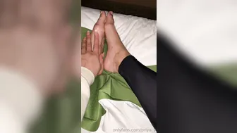 priya y 02.03.2019 Foot Friday a little bit late VIDEO