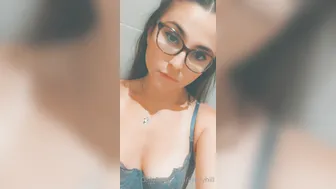 emilyhill 29.08.2020  8 Close up titties