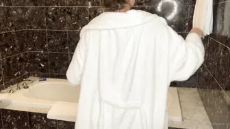 lanajadexxx 14.04.2020 Just playing...