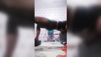 kamallababe 29.03.2020 pussy need to be fucked sooo bad after workout..n i do (1)