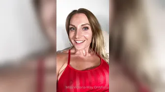 victoria may89 Who s ready to play with me 1.61.2950