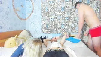 mad_temple show with an attractive black hair