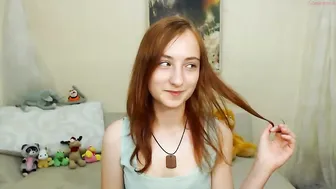 hloyaberts  play with big hitachi