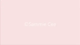 Sammie Cee cute bitch fucks pussy with phallus