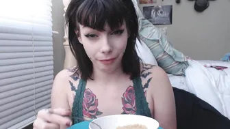 DamnedestCreature manyvids_ Sloppy Noodle Slurping