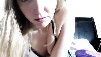 misty_kitten  Lascivious female fucks herself