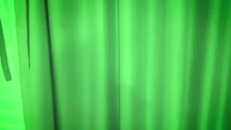 Lis xXx Showing-me-naked-on-busy-Avenue-of-SP