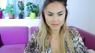 sensualbarbies  deep pussy hole masturbation