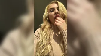 Alix Lynx onlyfans 21 11 2018 16541694