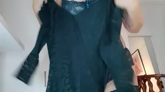 cumandplay_ 29 12.2020  04 No hiking today so I can wear a little pair of stock