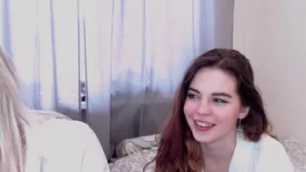 roni_eva 2.02.2021 301 female chaturbate