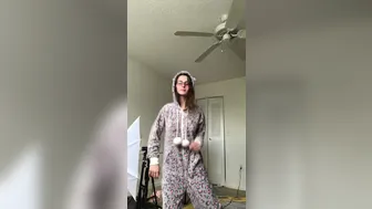 sadbaffoonmv 2020 02 12 u have to watch till the end for the sexy