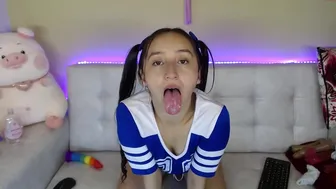 tiny_cora 5.04.2021 129 female chaturbate