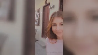 evie davis 01 07 2020 73510460 Girls wanna have some fun