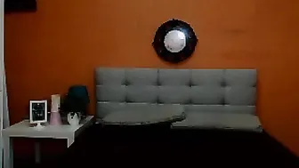 de_loress  Caresses her shaved pussy