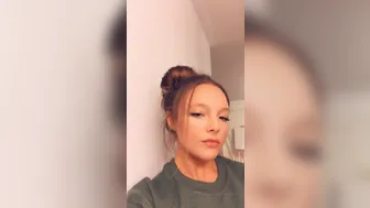 colorsofautumn 30 11 2019 15242442 I give you a whole tub a vanilla frosting