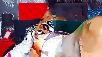 anissa1  Penetrated show WebCam