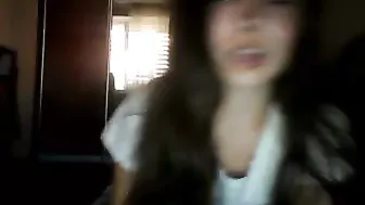 meggie  Fast petting in webcam chat