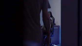 Sia Siberia - Samsung Sam The Best Assistant (09-06-2021) 720p