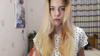 hottykissy33  Solo Fucking On Cam