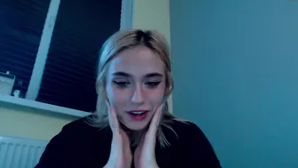 holymollylight 1.07.2021 441_female chaturbate