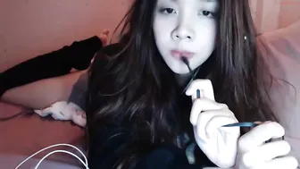 sheepover  webcam hooker enjoying fingering