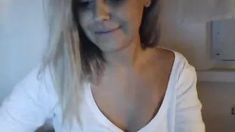 xxkoraxx  squirting into webcamera