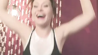 kathyvonk  want to feel real huge dildo