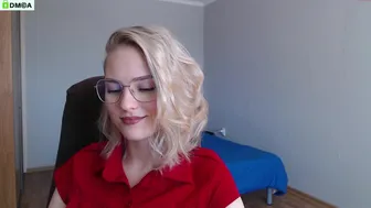 jscarlett_15092021_1141_female_chaturbate