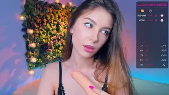 honeygrils_26092021_1104_female_chaturbate