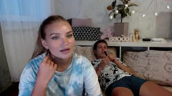 malbontess_03072021_0157_couple_chaturbate (1)