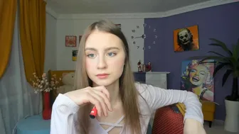 elizabeth_wong_24092021_1125_female_chaturbate