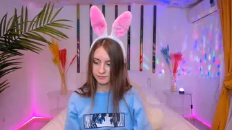 elizabeth_wong_29092021_0844_female_chaturbate (1)