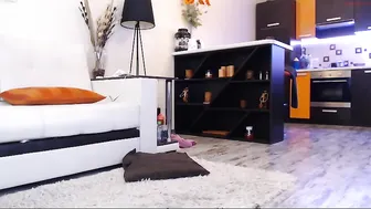 blonde_milfy  Beautiful pink pussy