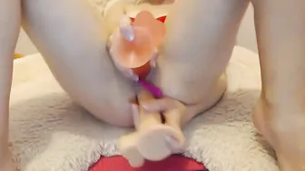 miss_strawberry  Stands cavity to the top