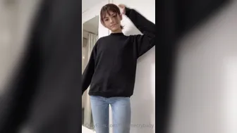 fulltimecrybaby onlyfans sweet fingering in the bathroom