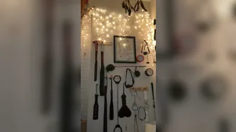 Indica Flower onlyfans Cute female fucks cunt with phallus